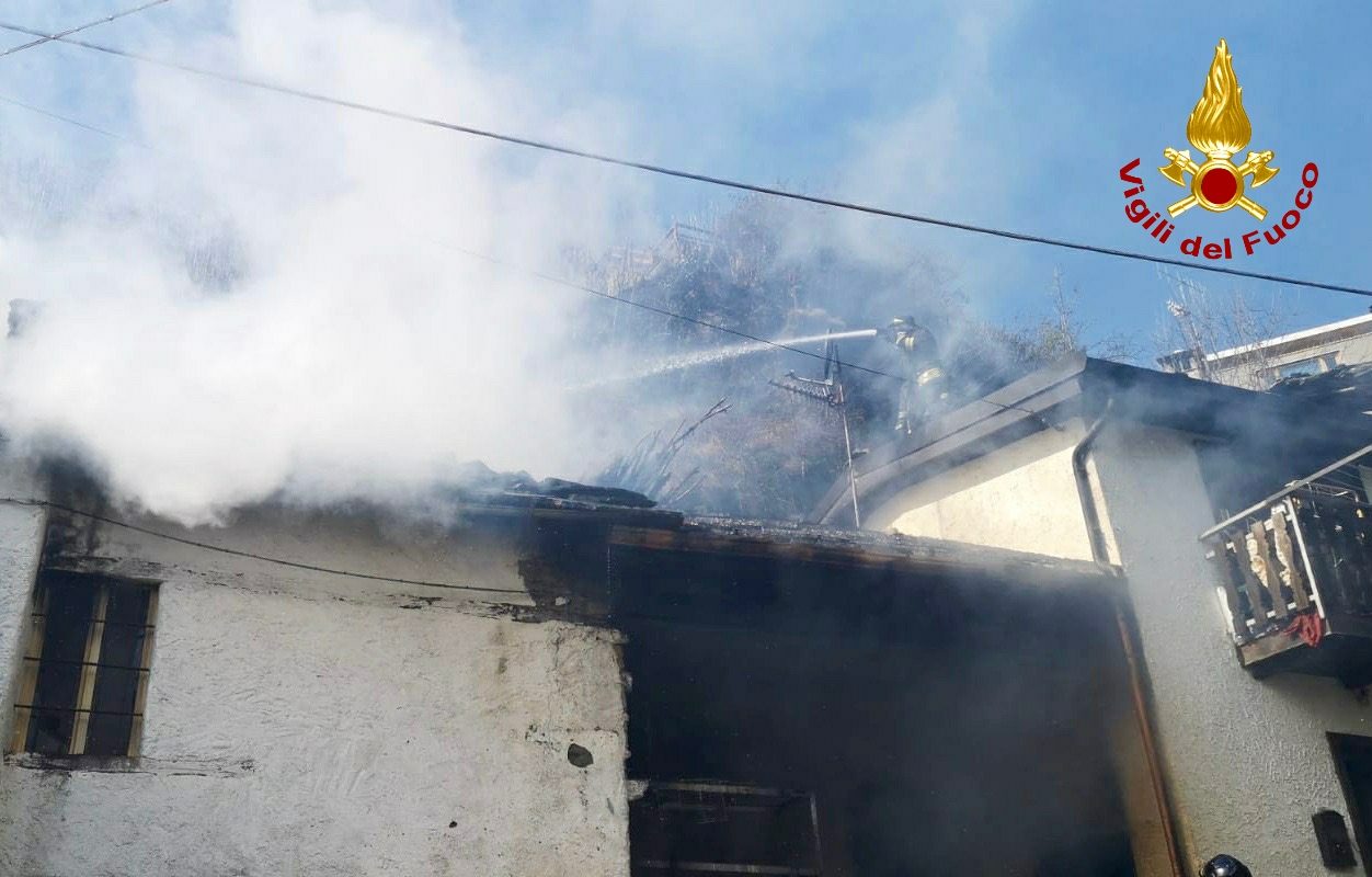 Incendio in un’abitazione nelle Valli di Lanzo