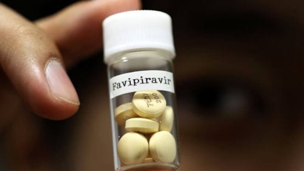 Coronavirus, il Piemonte sperimenta il farmaco giapponese Avigan ma il virologo Burioni: “Scemenze” | VIDEO