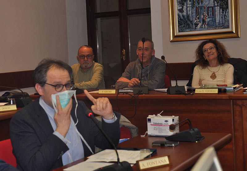 Parlamentino a porte chiuse a Borgaro per il rischio coronavirus