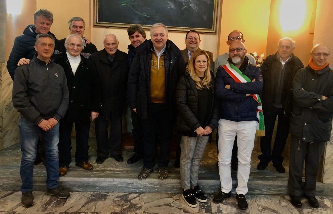 Cerimonia in ricordo di san Caravario e don Faletti a Cuorgnè