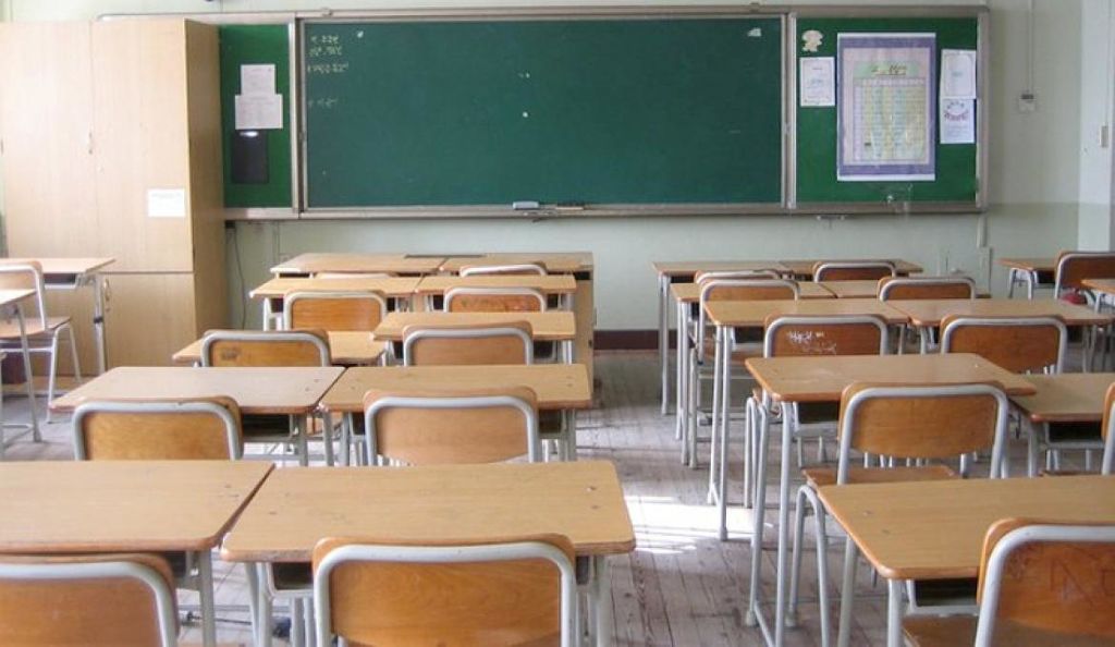 Si tornerà a scuola o anno finito? Azzolina: “Dipende dal virus, restano due scenari possibili”