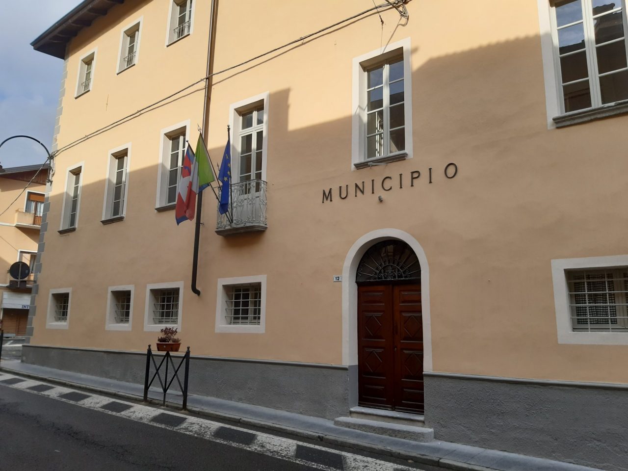 Sempre clima da campagna elettorale a Pont