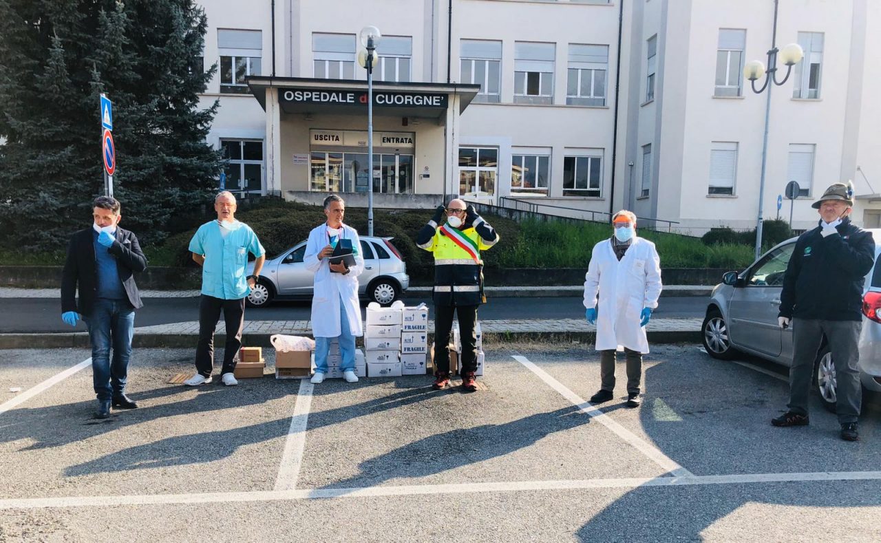 Solidarietà in Canavese: donati mascherine e visiere all’ospedale di Cuorgnè