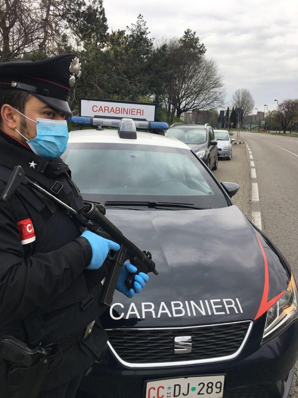 Controlli dei carabinieri per la sicurezza sanitaria in occasione del 2 giugno | VIDEO