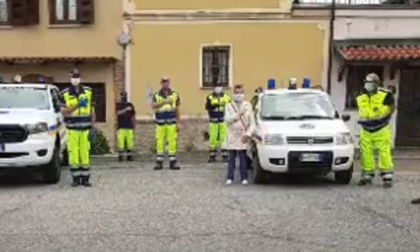 La Protezione civile ha onorato le vittime del Covid-19