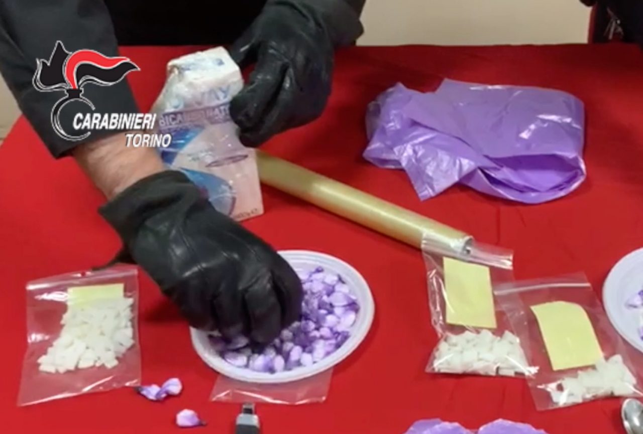 Cucinavano la droga in casa stile Breaking Bad