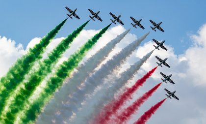 Assembramenti al passaggio delle Frecce Tricolori, Cirio: "Non è accettabile"