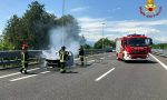 Auto in fiamme sulla Torino - Caselle