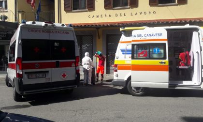 Accusa un malore in strada, muore sotto gli occhi dei passanti | FOTO