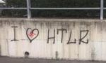 "I love Hitler" sul muro di via Dora Baltea