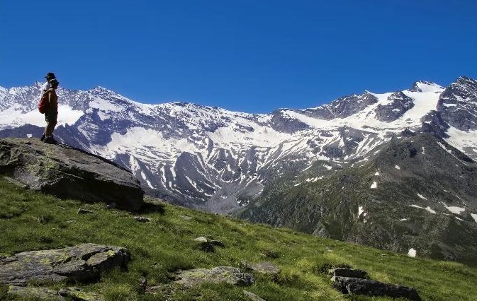 “A piedi tra le nuvole”: torna il progetto di mobilità sostenibile del Parco Nazionale Gran Paradiso