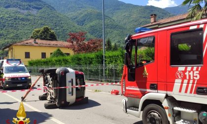 Scontro fra due auto a Sant'Antonino di Susa | FOTO