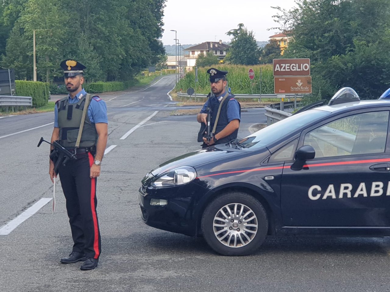 35enne insegue in auto la ex poi la blocca e inveisce contro di lei, arrestato