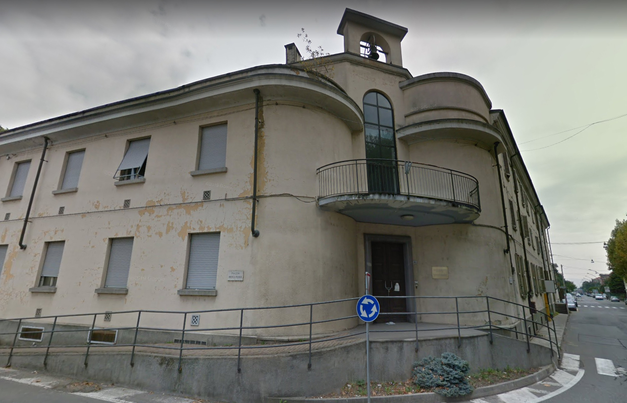 Sorpresi mentre si introducono in un edificio abbandonato aggrediscono i carabinieri con una chiave idraulica