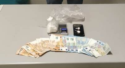 Cocaina nascosta in uno sgabuzzino: 29enne arrestato