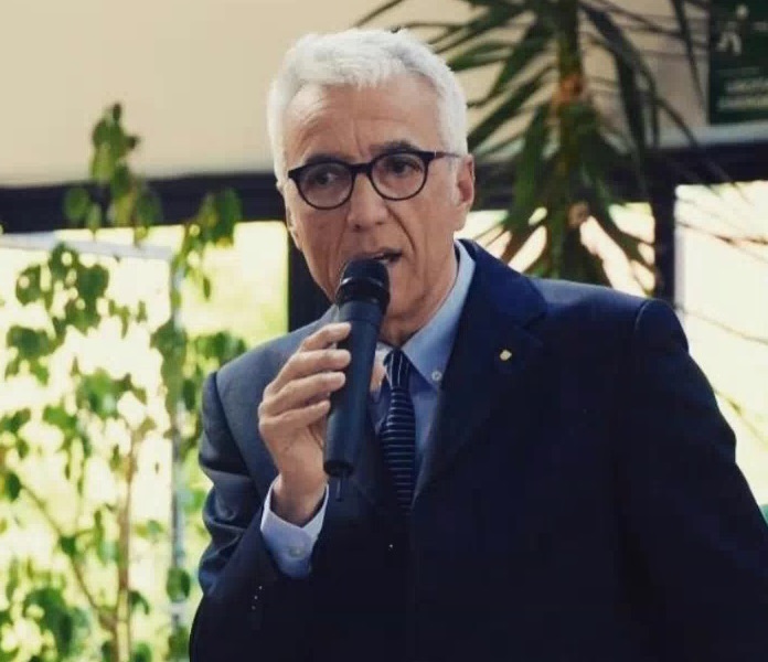 Federico Morgando va in pensione dopo 40 anni di passione per la scuola