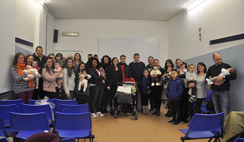 Consegna dei pacchi “bebè”