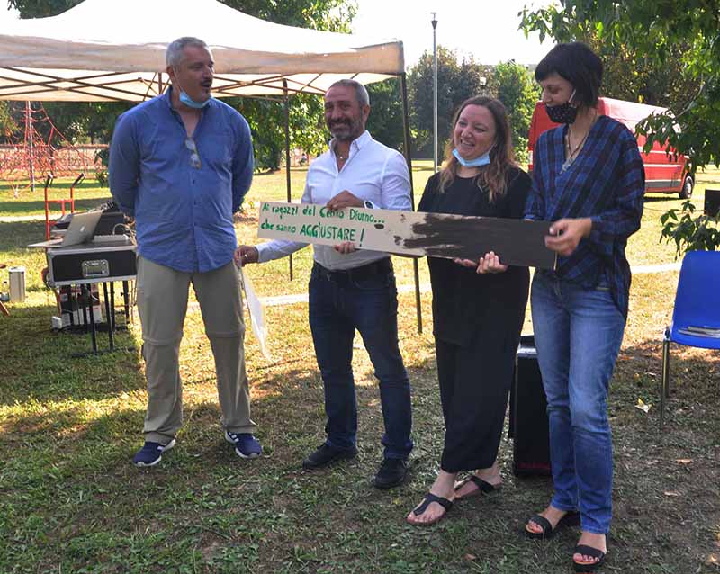 Panchine del giardino “Peppino Impastato” presto riparate a Borgaro
