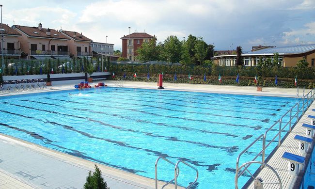 Piscina chiusa a tempo indeterminato, il sindaco Gambino: “Comportamento scorretto”