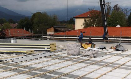 Iniziati i lavori di ristrutturazione del tetto della palestra comunale