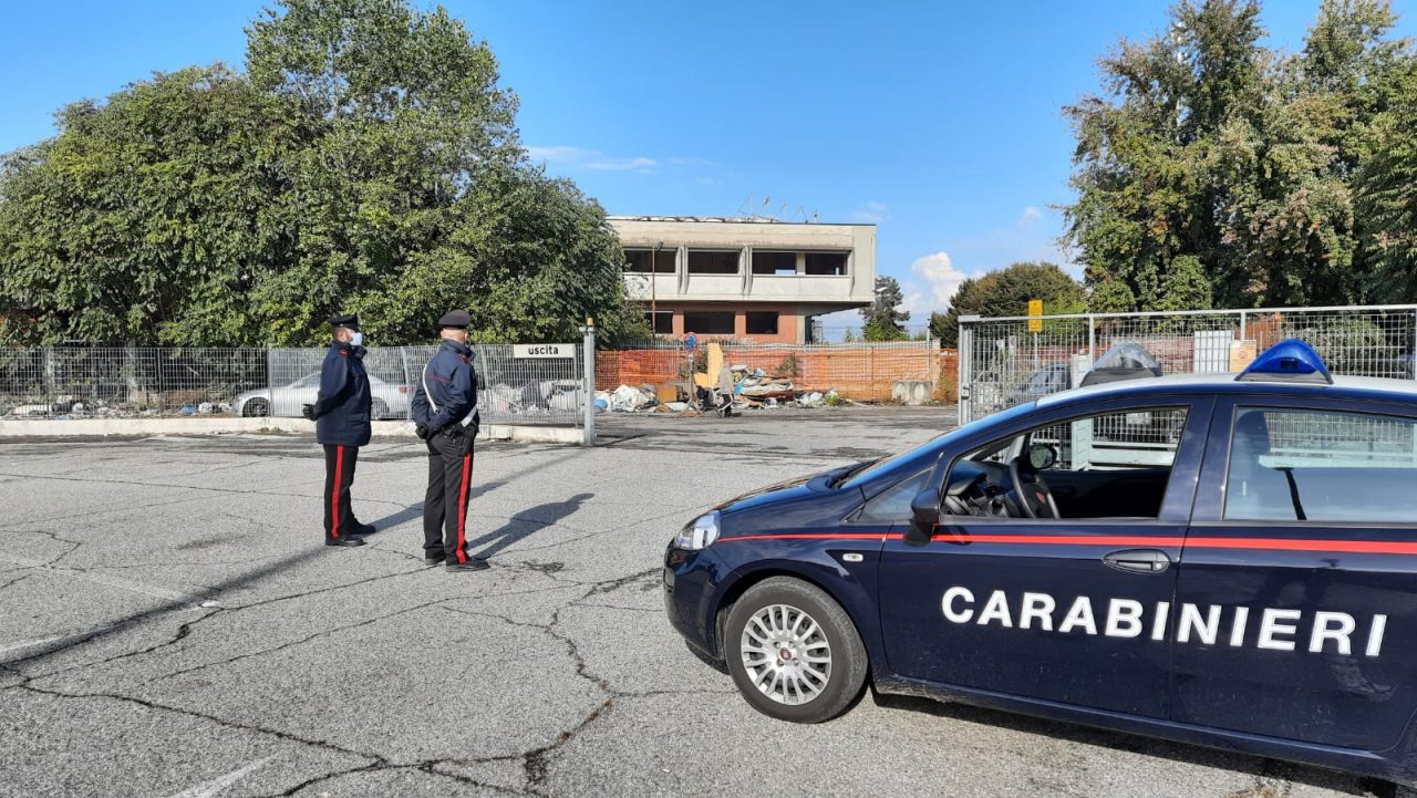 Rave party a Settimo Torinese, controlli dei carabinieri