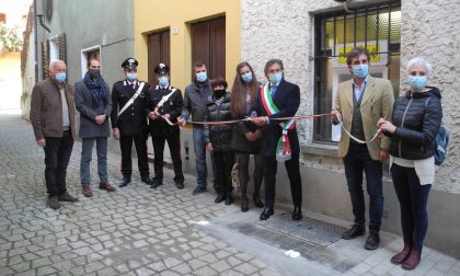 Rocca: inaugurato il Postamat. Il sindaco Alessandro Lajolo: «Manteniamo le promesse fatte ai cittadini»
