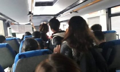 Bus di linea sovraffollati, lamentele dai pendolari a Castellamonte