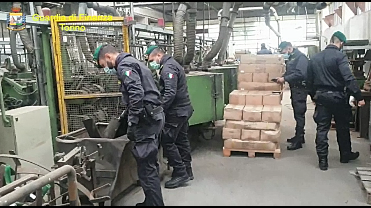 Coltelli “Made in Italy” prodotti in Cina, scoperta gigantesca frode