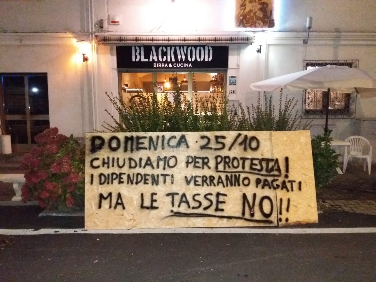 Ristoratori in protesta in Canavese: da Pratiglione a Rivarolo due scelte opposte