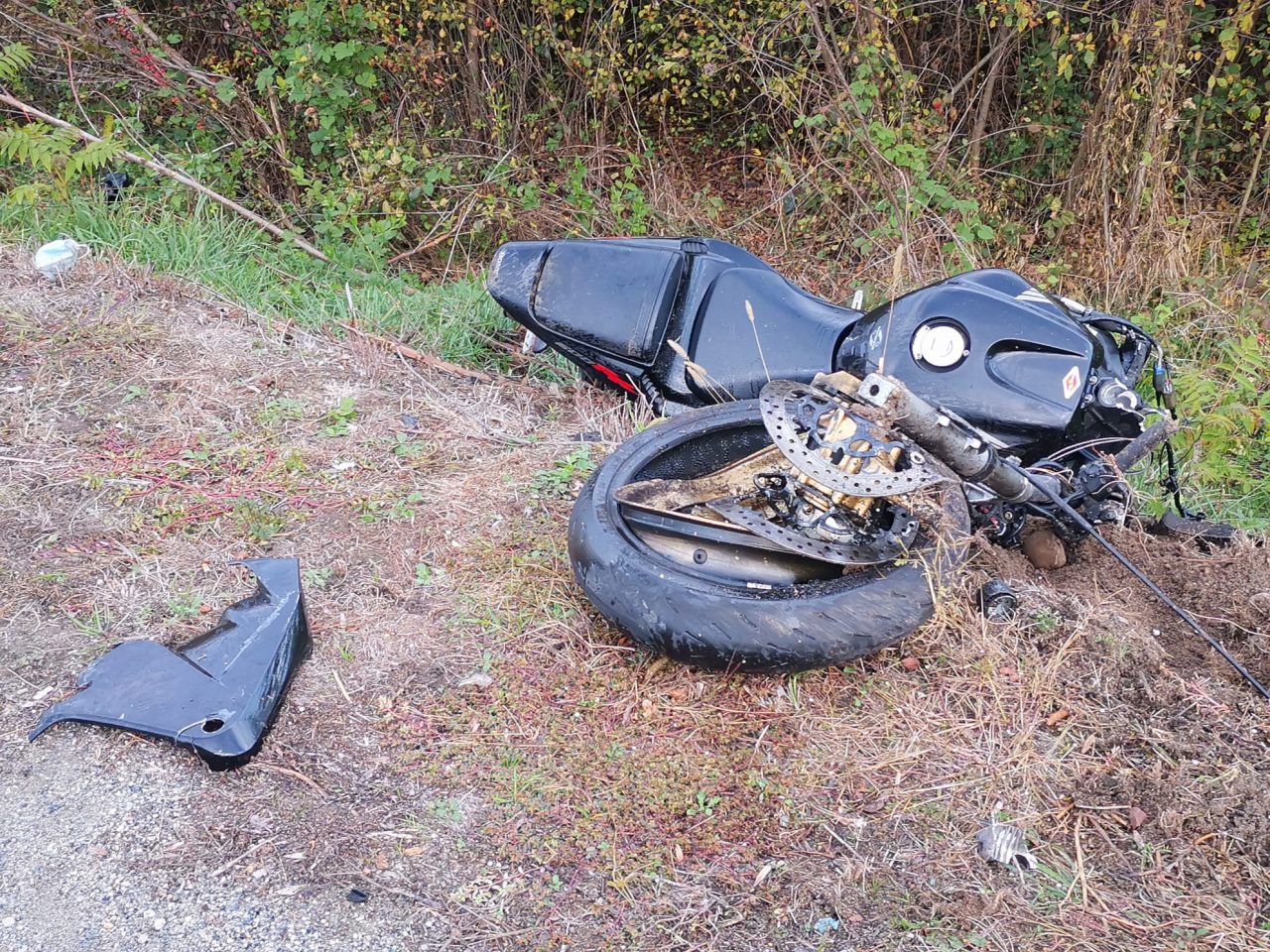 Auto contro moto sulla Pedemontana, muore centauro | FOTO