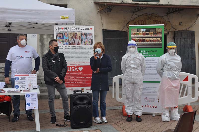 “Il vaccino non provoca il Covid”, a Caselle Torinese i medici di famiglia si mobilitano