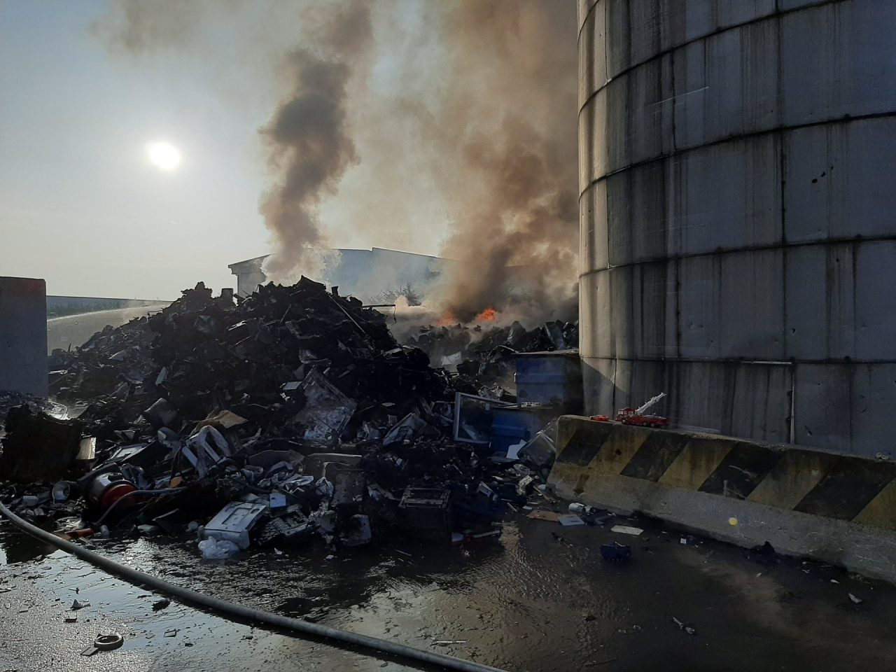 Incendio impianto Amiat: ecco i risultati delle analisi dell’Arpa