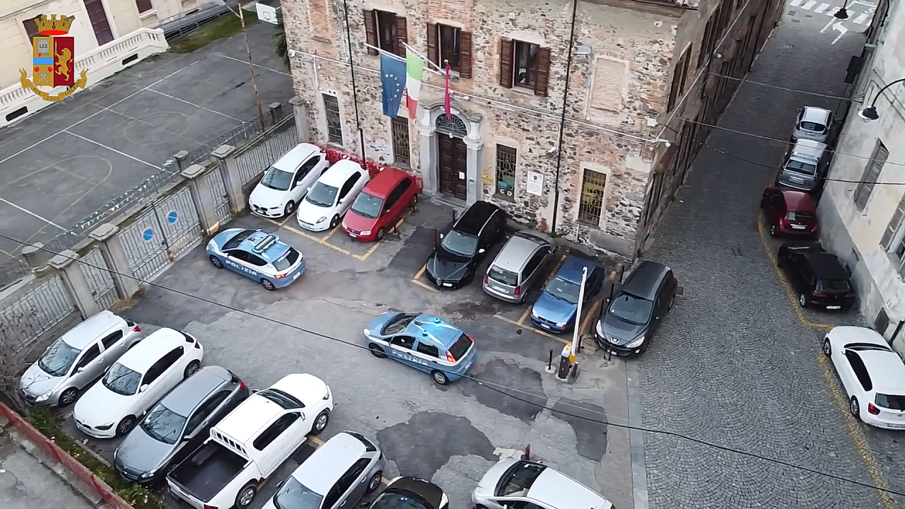Arresti per droga due ragazzi a Ivrea nei guai