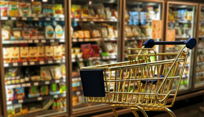Furto al supermercato Coop di Ivrea: 25enne inseguito e arrestato dai Carabinieri