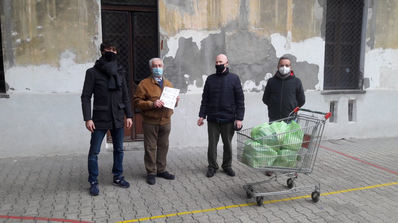Nova Coop dona 400 euro in buoni spesa per i cuorgnatesi in difficoltà