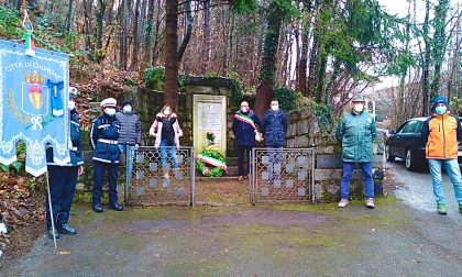 Commemorazione al monumento dei 7 martiri a Cuorgnè