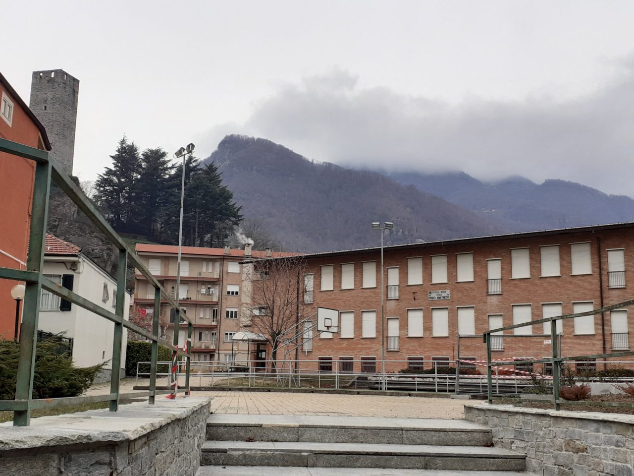 Contributo respinto per i lavori alla vecchia scuola media, si accende il dibattito in Consiglio