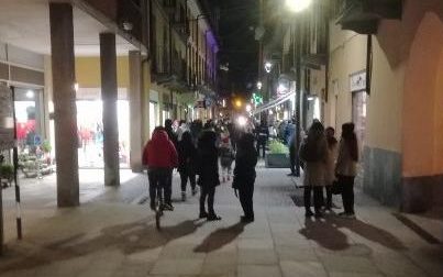 Movida selvaggia: a Cirié bar sanzionati in via San Ciriaco
