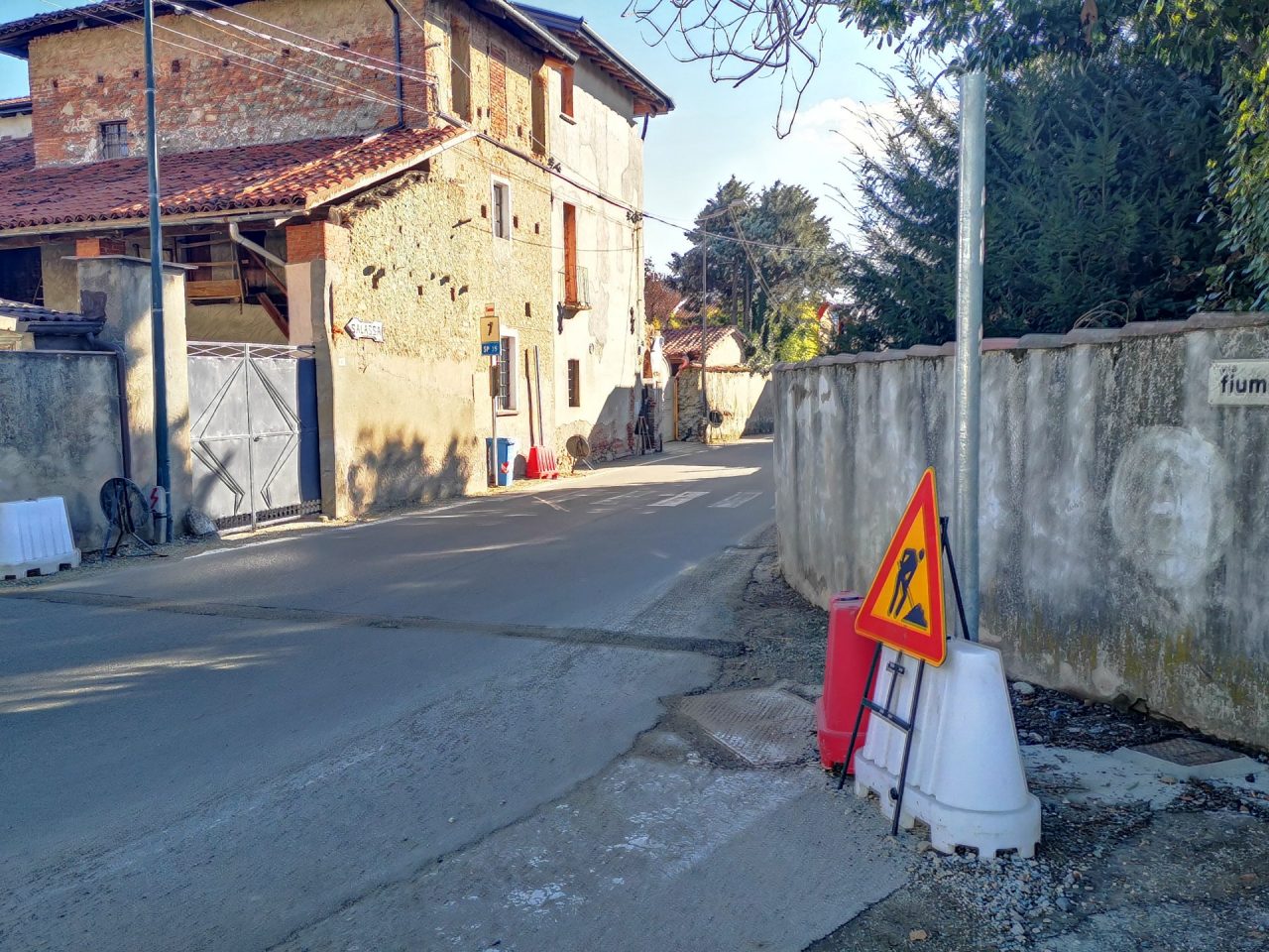 Nuovi  semafori ad Oglianico,  i lavori quasi terminati