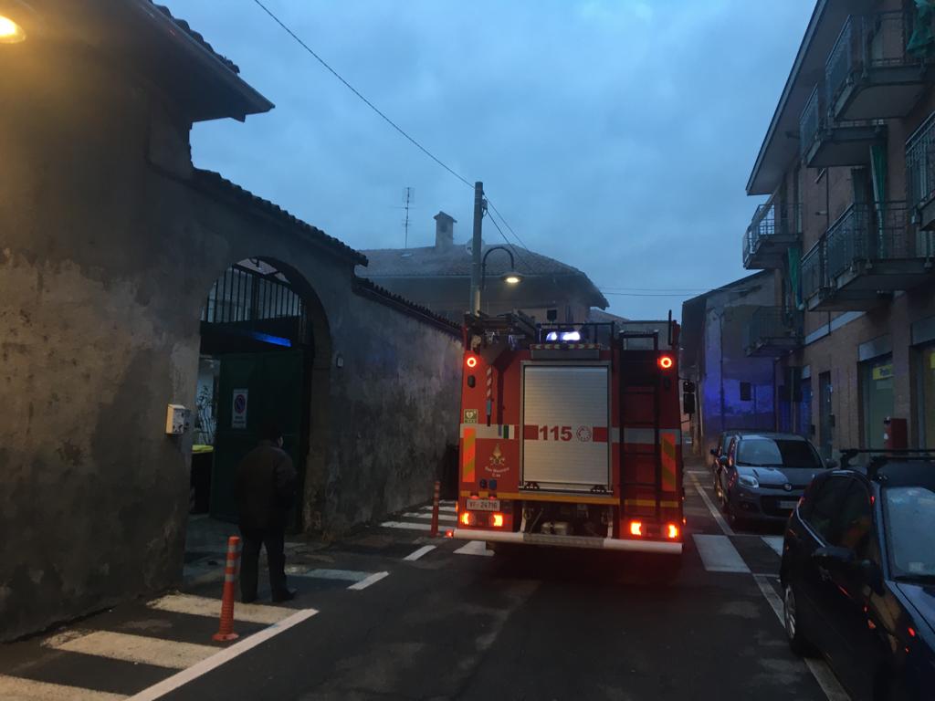 Incendio appartamento a Caselle | FOTO