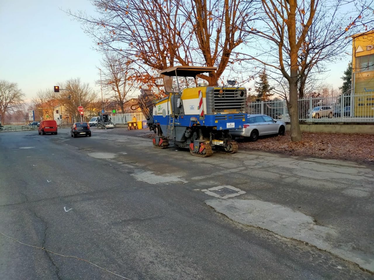 Asfalto nuovo di zecca per via Donatello a Borgaro