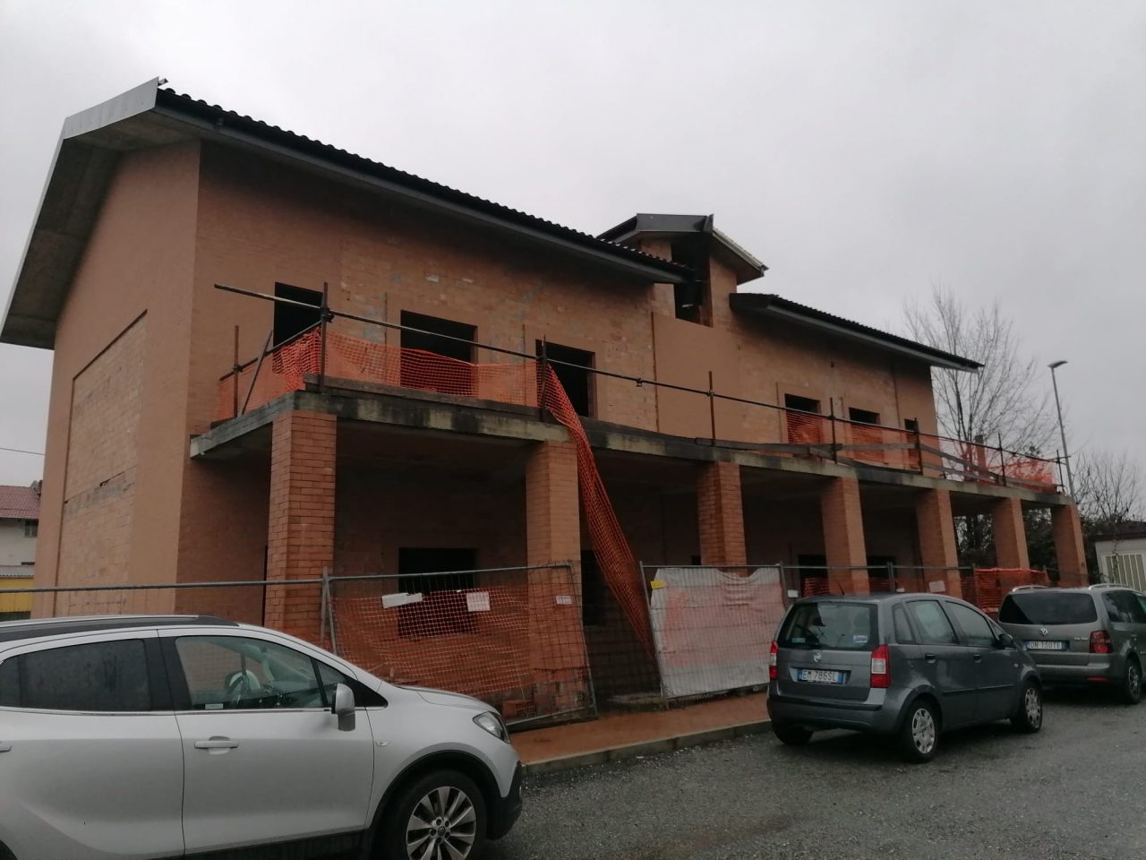 Permesso in tempi “da record”: la minoranza accusa l’amministrazione