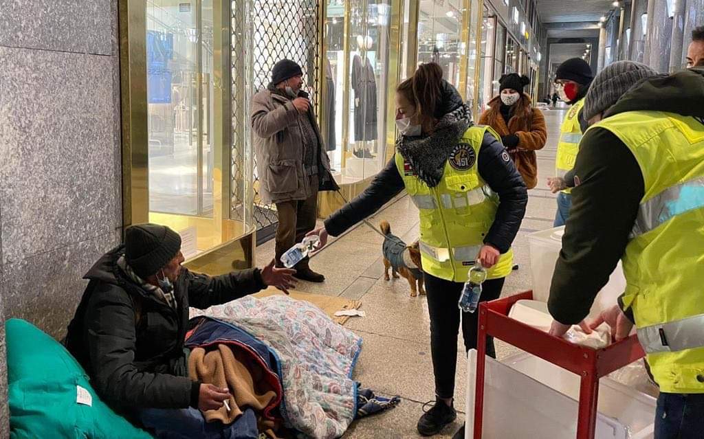 Senzatetto in difficoltà per il freddo: volontari a Torino per aiutarli