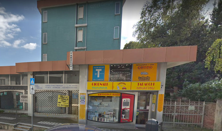 Ladri in azione in una tabaccheria di Cuorgnè