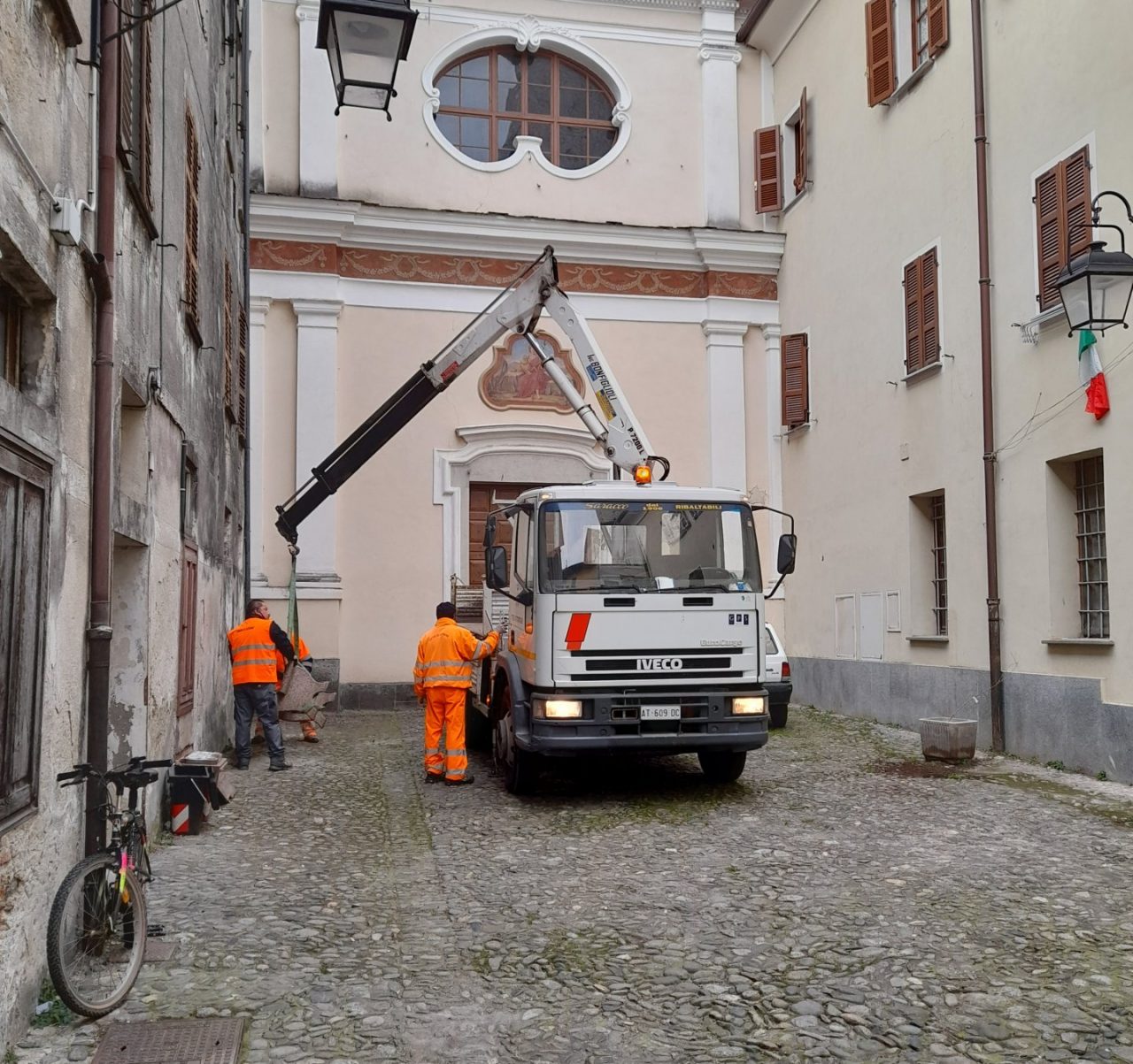 Cuorgnè: la storica Piazzetta San Giovanni si rifà il look