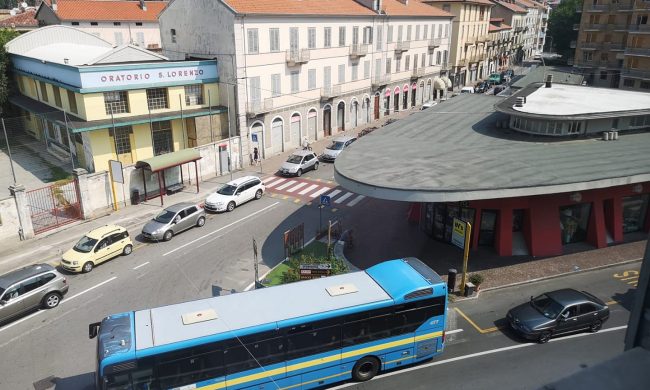 Corse saltate e studenti a piedi, la situazione dell’Eporediese sul tavolo dell’assessore regionale ai trasporti