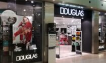 Crisi Douglas, chiudono altri negozi