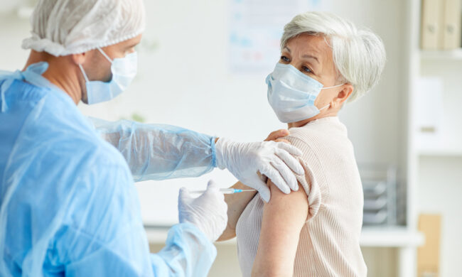 Covid, in Piemonte è partita la campagna di vaccinazione per gli over 70
