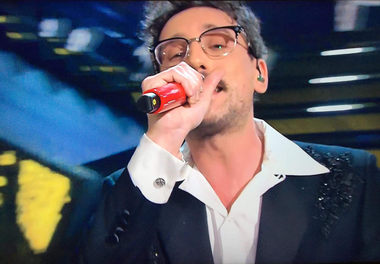 Willie Peyote a Sanremo, il suo brano-denuncia è già fra i favoriti