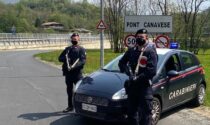 Molesta minorenne con coltello sul bus: arrestato a Pont Canavese